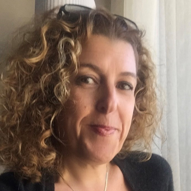 Headshot of Elizabeth Bernstein.